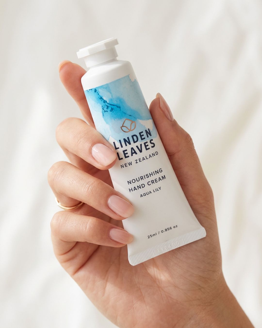 Linden Leaves In Bloom Nourishing Hand Cream – Aqua Lily