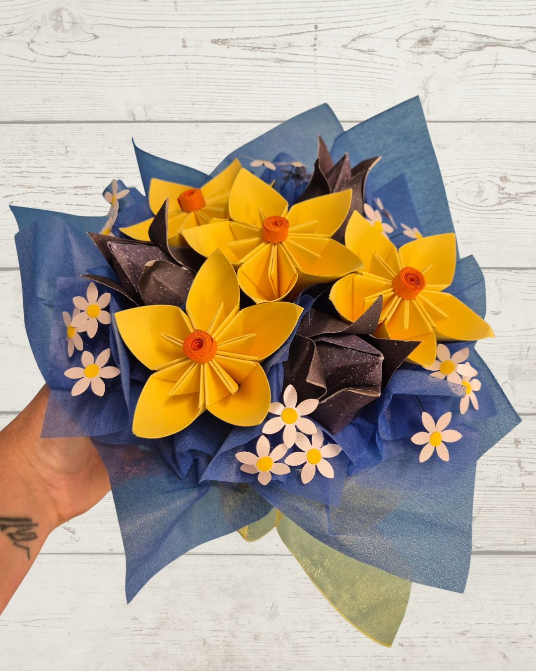 Paper Flower Posy (1)