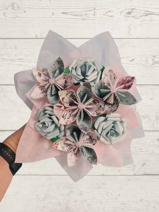 Paper flower posy (1)
