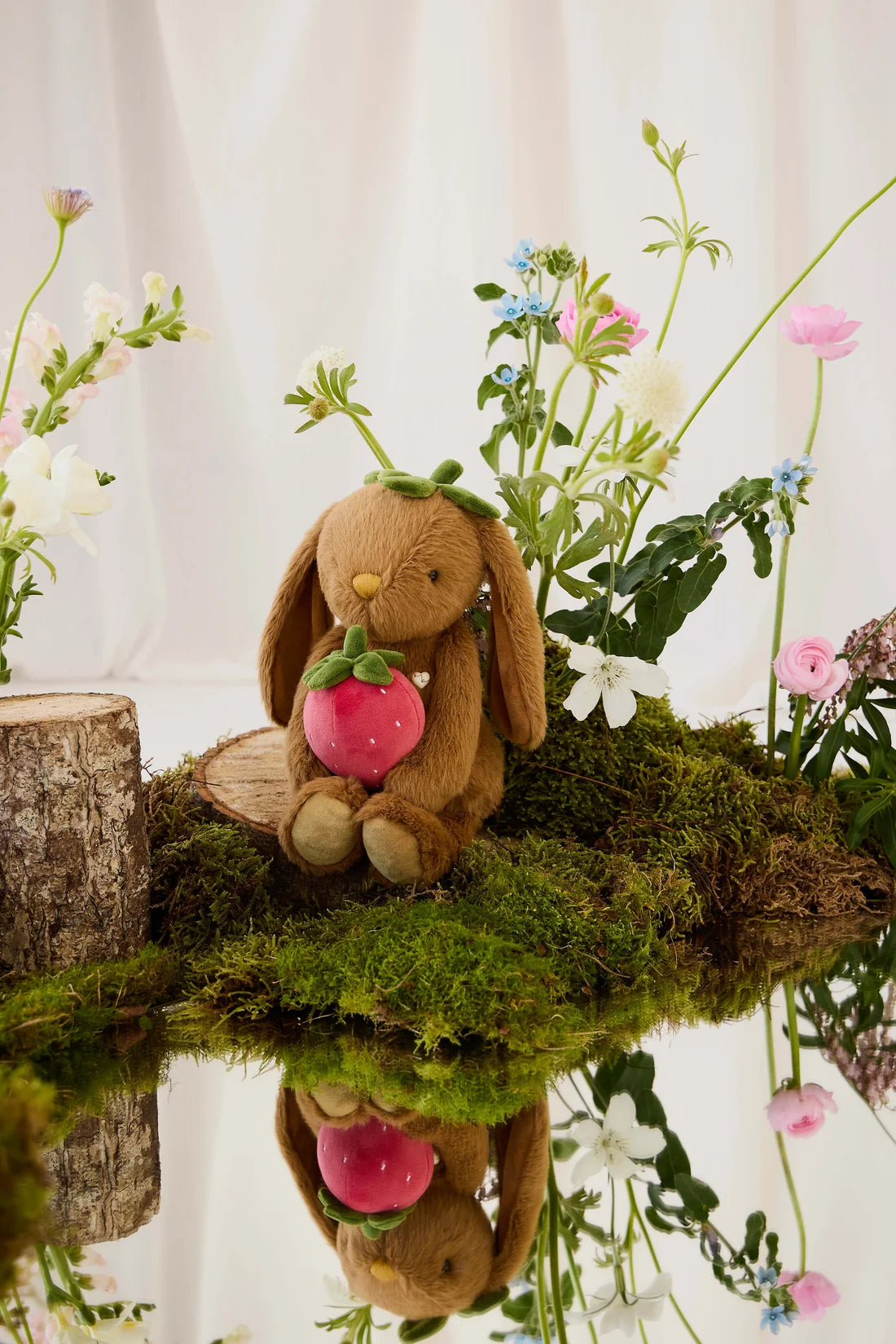 Snuggle Bunnies Strawberry Penelope – Oak | Soft Plush Bunny