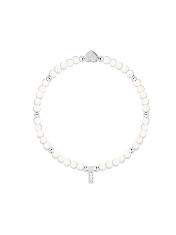 Pearl bracelet with silver clasp on a white background