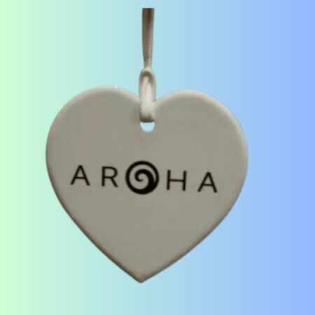 Ceramic heart Aroha